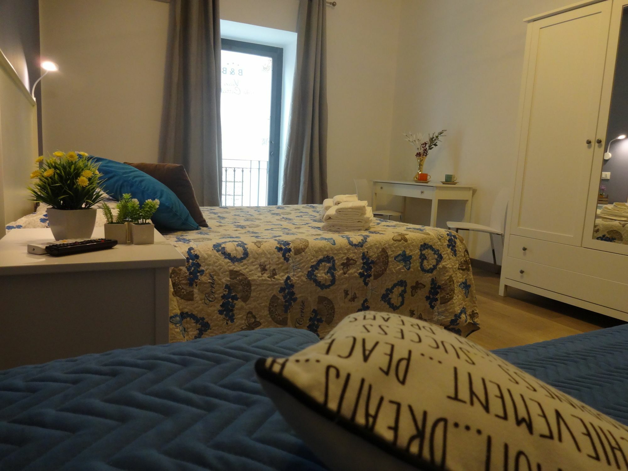 Bed and Breakfast I Vicini Della Cattedrale Palermo Zewnętrze zdjęcie