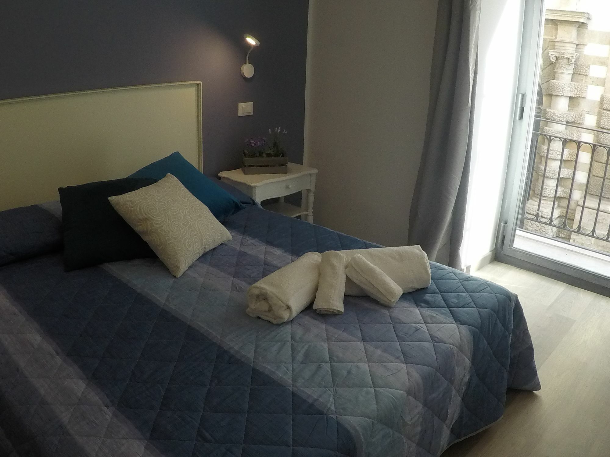Bed and Breakfast I Vicini Della Cattedrale Palermo Zewnętrze zdjęcie