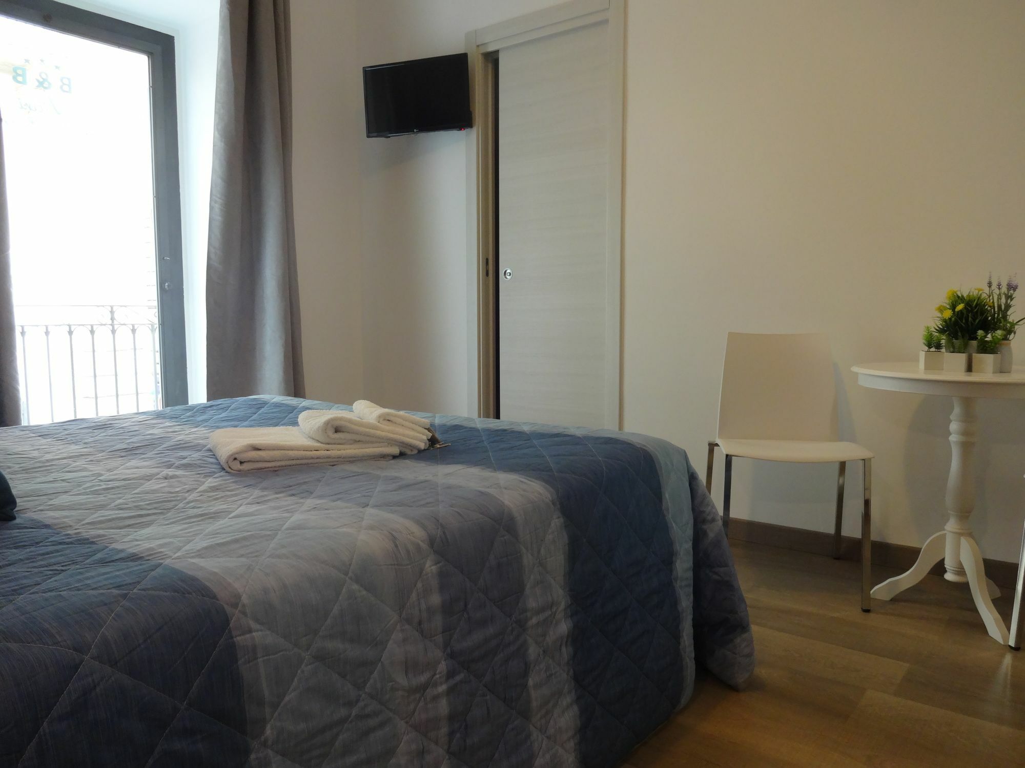 Bed and Breakfast I Vicini Della Cattedrale Palermo Zewnętrze zdjęcie