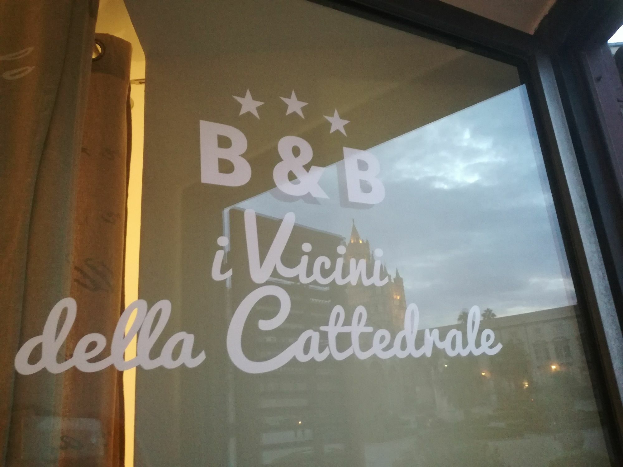 Bed and Breakfast I Vicini Della Cattedrale Palermo Zewnętrze zdjęcie