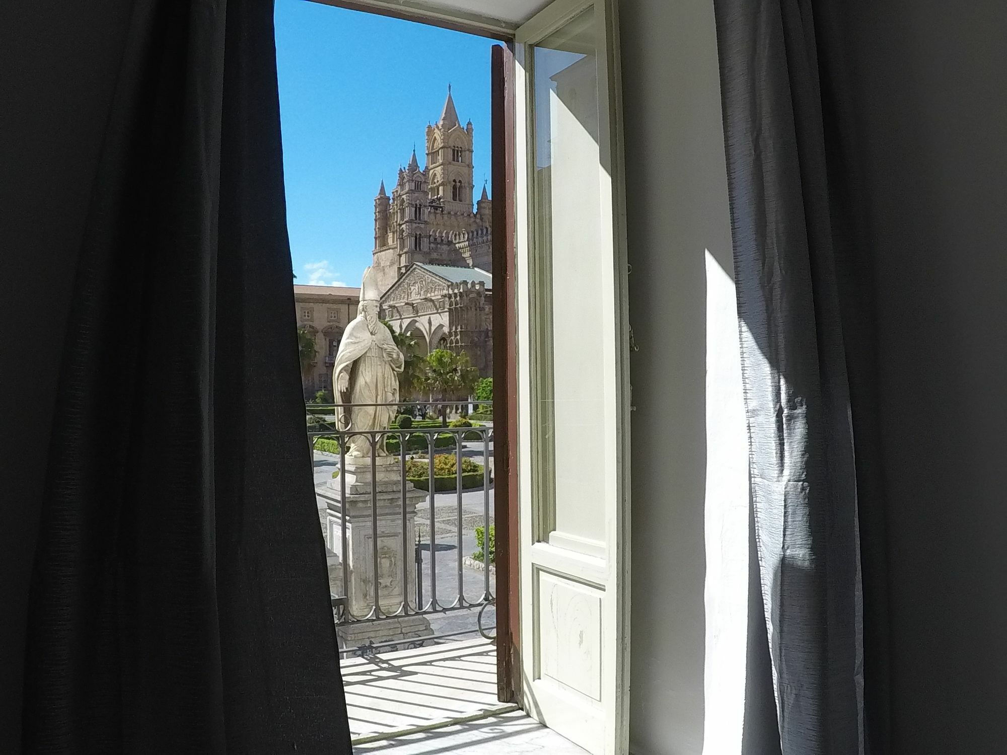 Bed and Breakfast I Vicini Della Cattedrale Palermo Zewnętrze zdjęcie