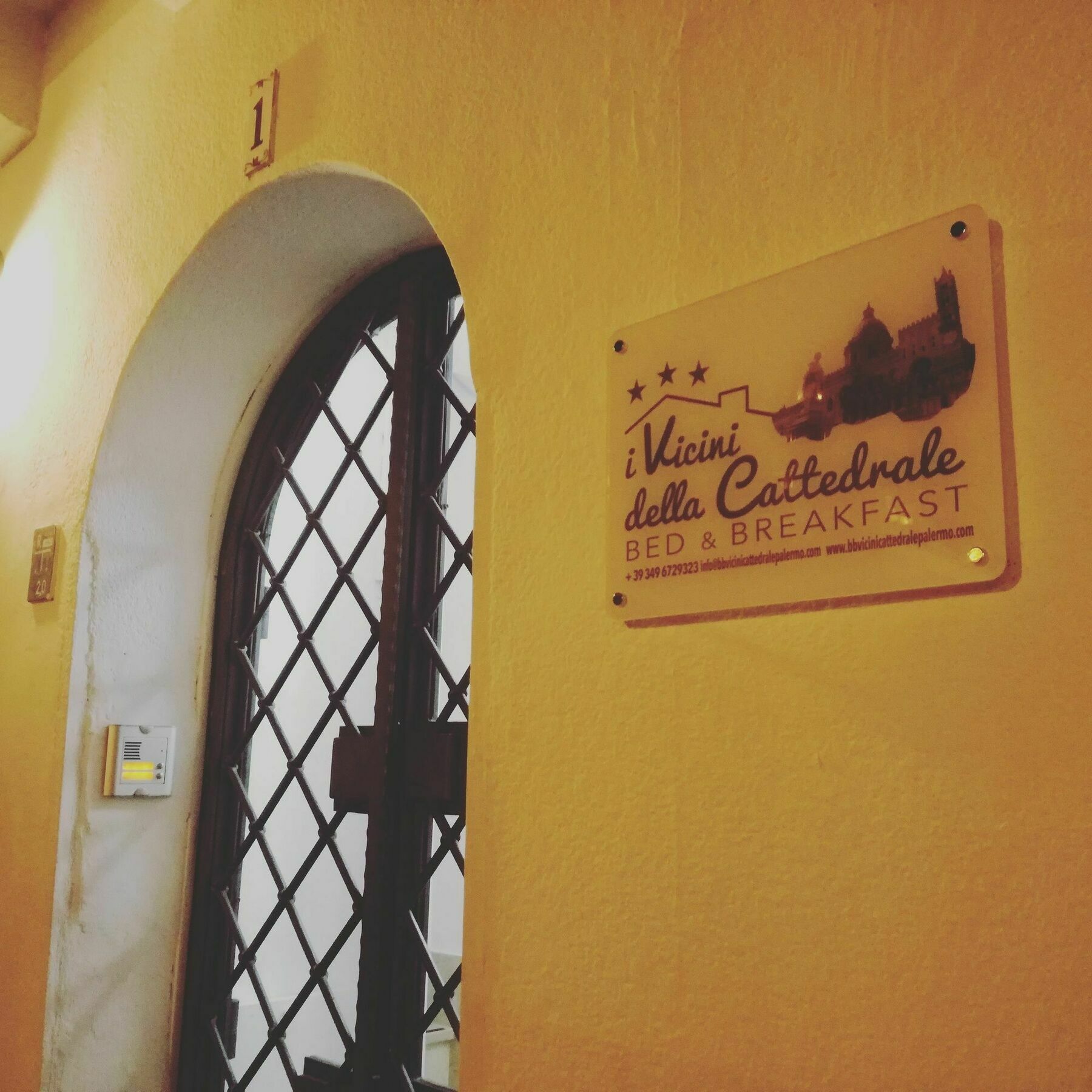 Bed and Breakfast I Vicini Della Cattedrale Palermo Zewnętrze zdjęcie